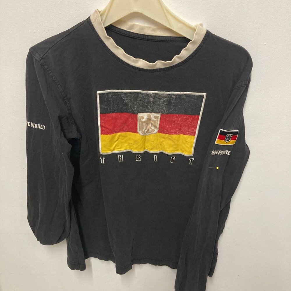 Men's T-shirt Size M - Picture 1 of 2